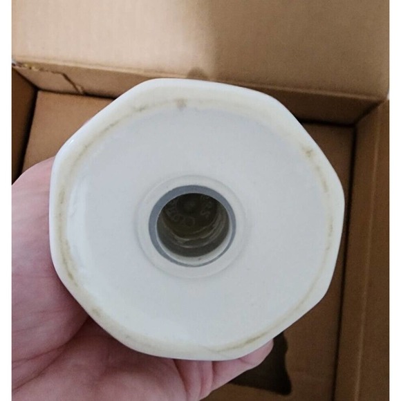 Christmas Heritage Salt & Pepper Shaker Set by Pfaltzgraff Holiday Kitchen Decor - Picture 7 of 7